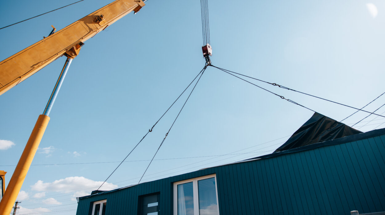 202603_UA_Placing-the-container-10